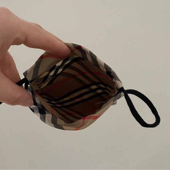 Brand New Burberry Nova Check Print Plaid Drawstring Travel Pouch Makeup Bag - Picture 5 of 8